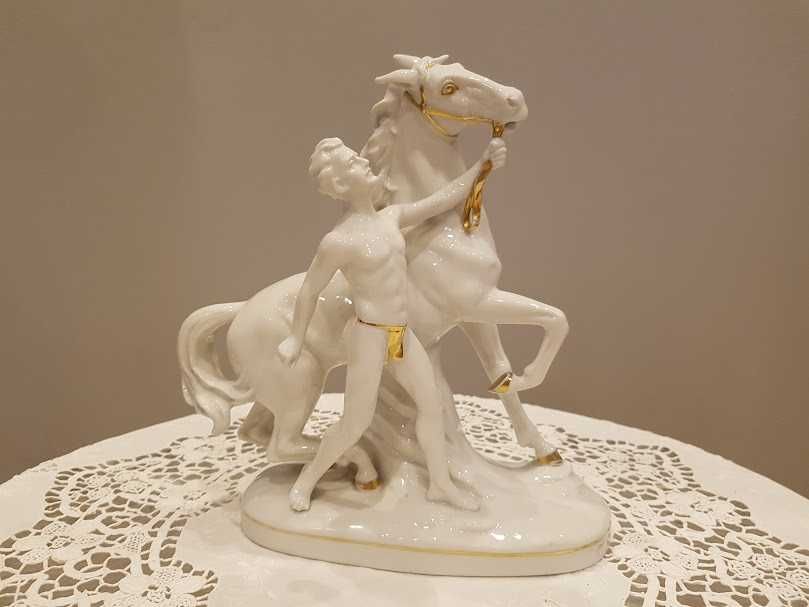 Figurka "Mężczyzna i koń", porcelana Carl Scheidig Gräfenthal.