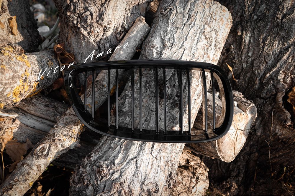 Grelhas Duplas para Para-Choques em Preto Piano (BMW E90)|NOVAS