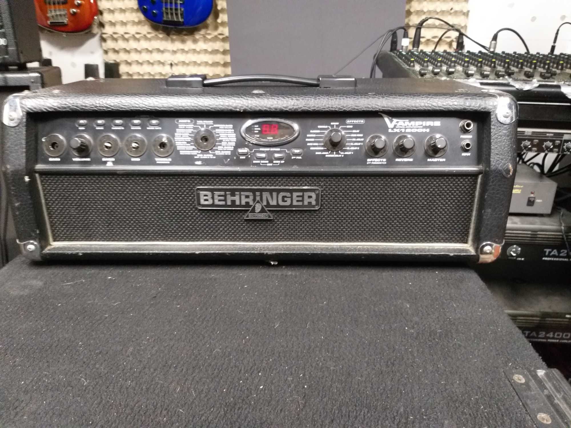 Behringer Vampire LX1200h