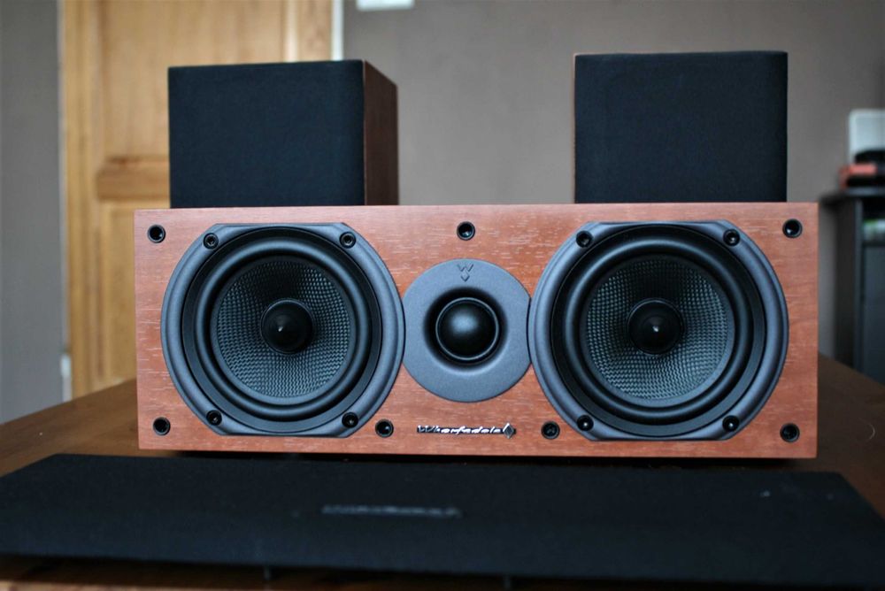 Kolumna centralna Wharfedale Diamond 9 CC KEWLAROWE głośniki