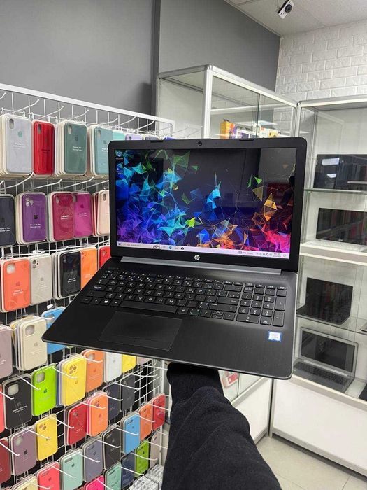 Ноутбук HP 15.6 4 ядра i5 8250u DDR4 SSD США потужний 15-da0xxx
