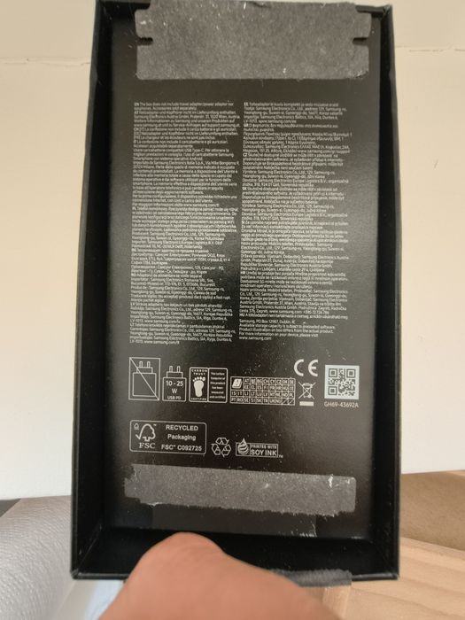 Galaxy S24 zakupiony w sklepie , nie u operatora z gwarancją i fakturą