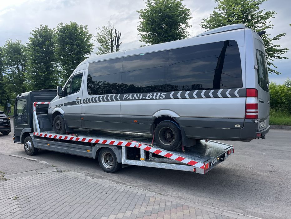 ЕВАКУАТОР 24/7 Швидко. Надійно. Доступно.