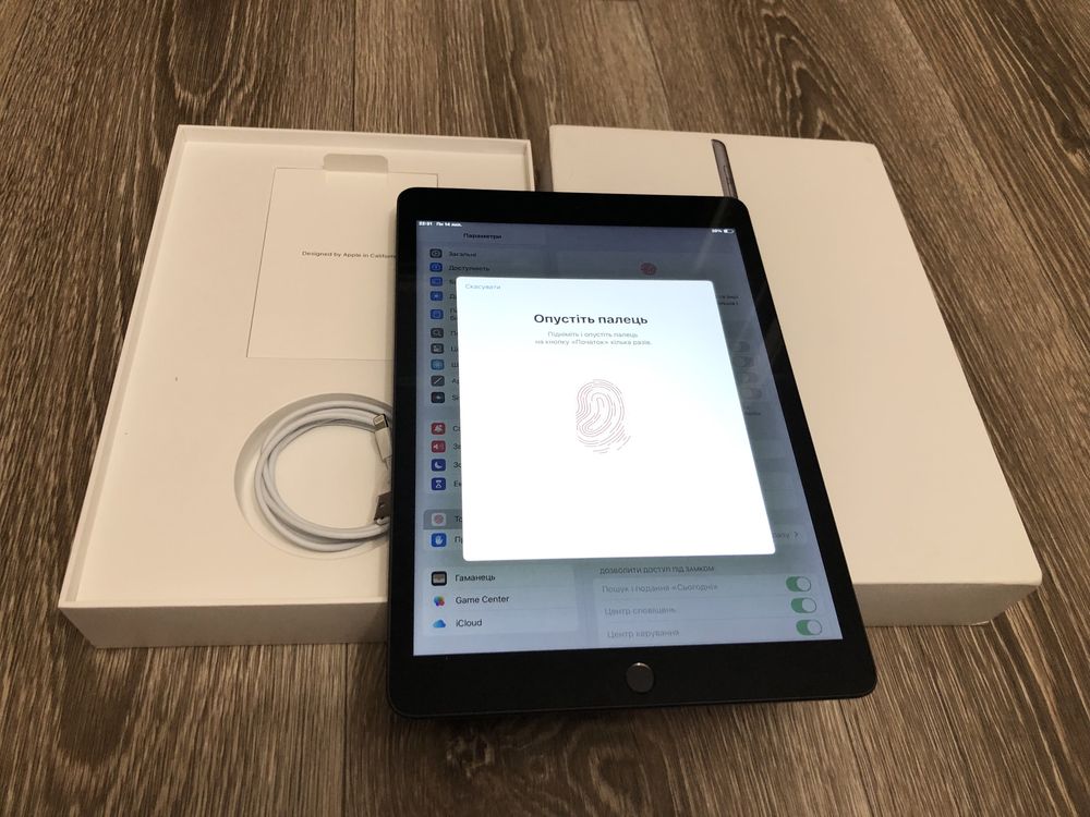 Продам iPad 8 ідеал Sim карта Wi-Fi/LTE