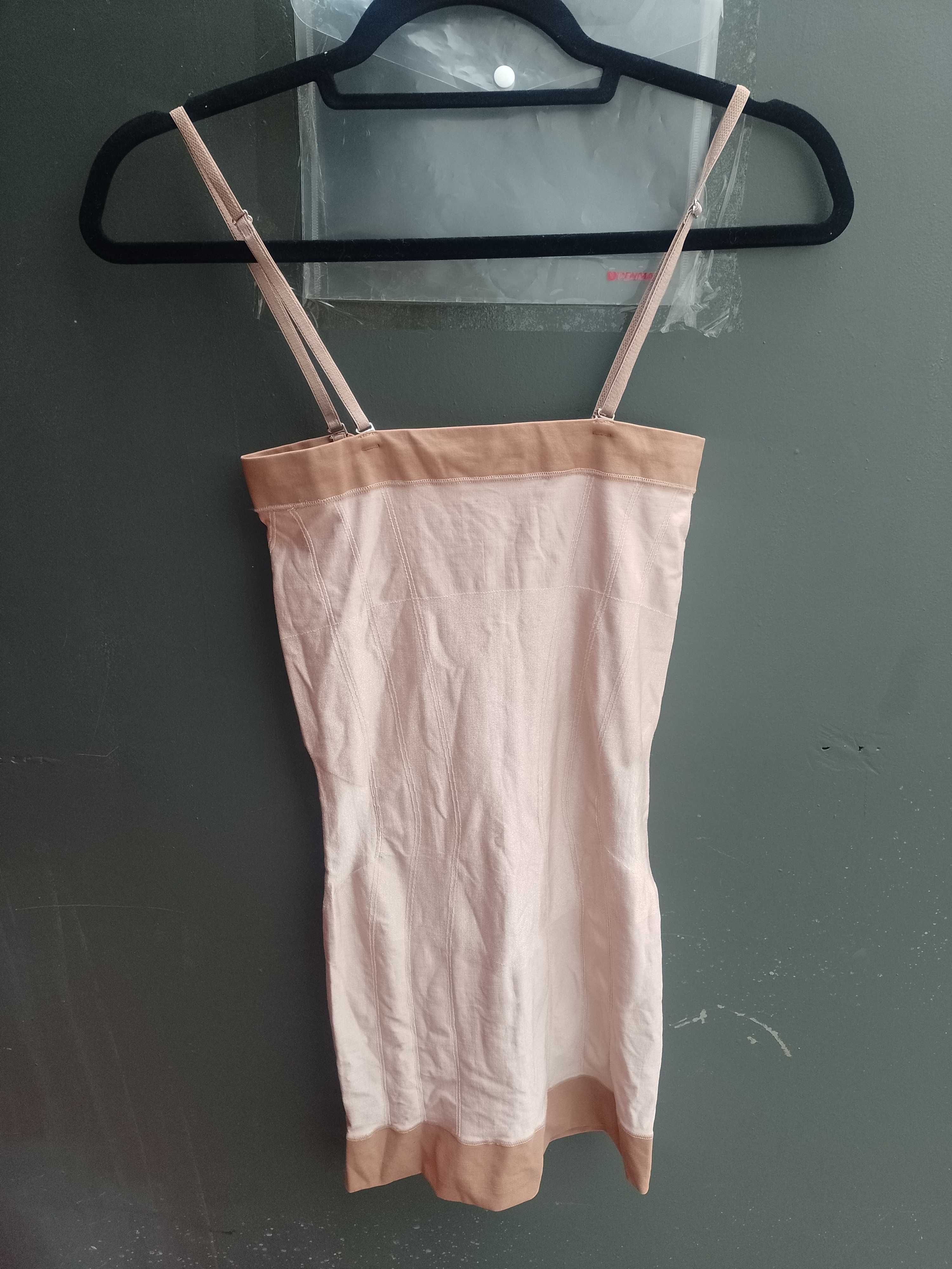 (40/L) Triumph/ Ekskluzywna halka modelująca z Londynu