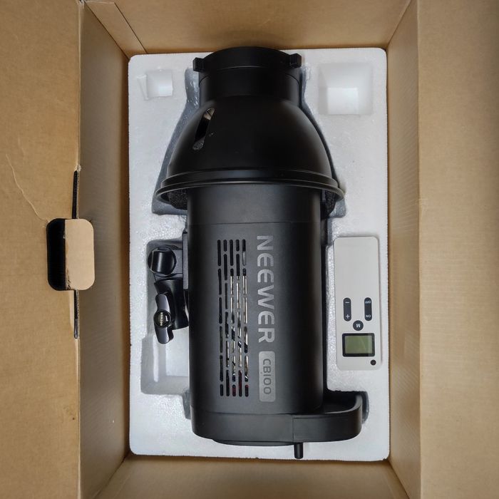 Професійне студійне LED Світло Neewer CB100 (100W) для Фото/Відео