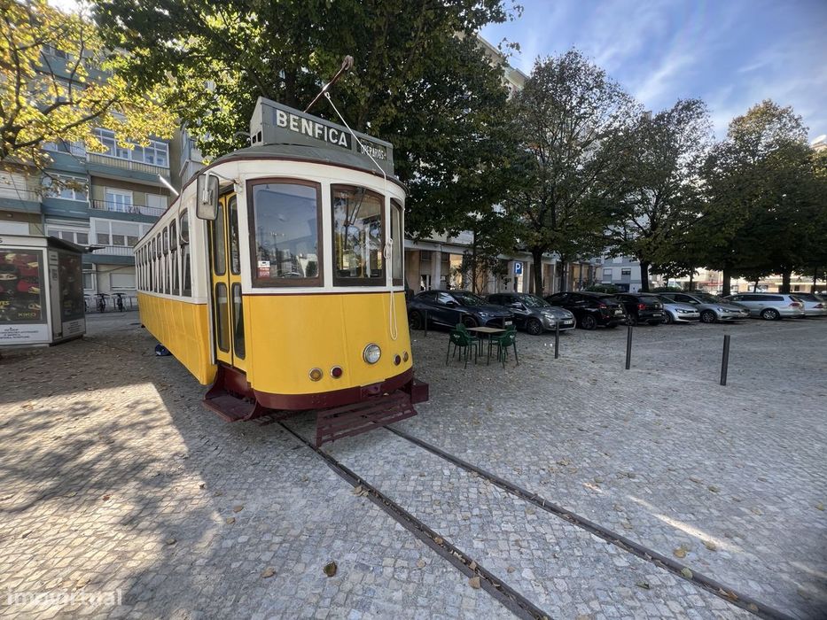 T2 Benfica Garagem incluida