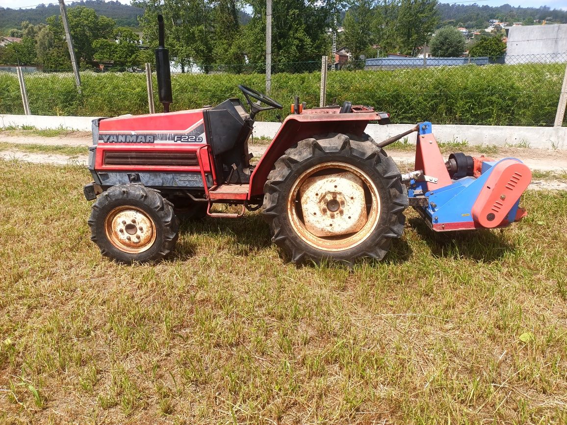 Trator Yanmar F22D