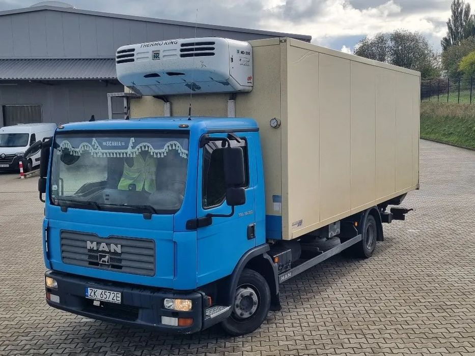 MAN TGL 12.180  Chłodnia Thermo King, Winda Bar, Ładowność 5 t