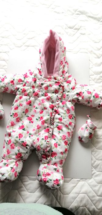 biały różowy zimowy kombinezon dla dziewczynki dziewczęcy w róże 62 68