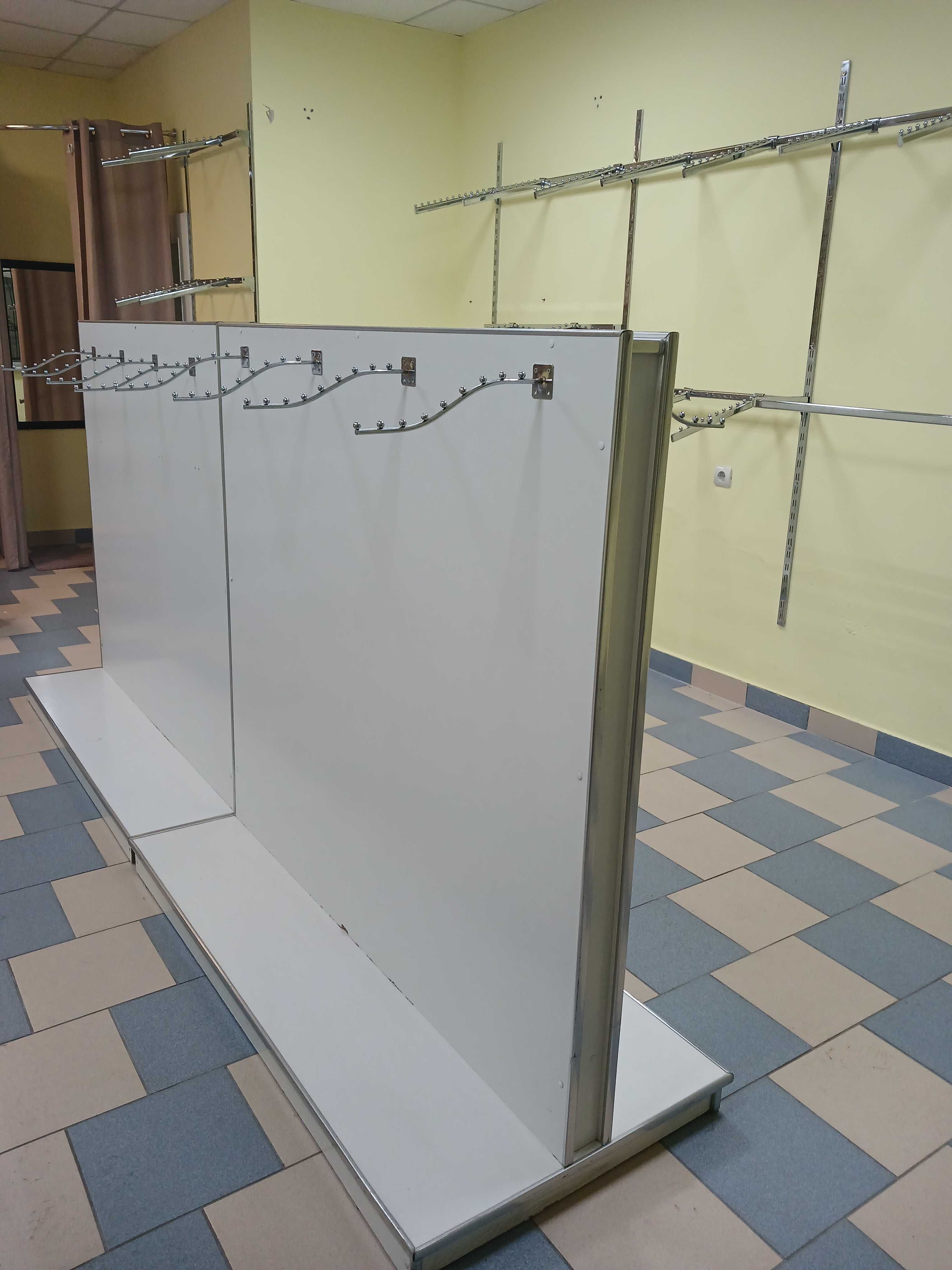 Обладнання для магазину, меблі для магазину одягу,дитячі манекени