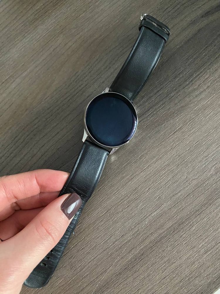 Годиннки Samsung galaxy watch active 2