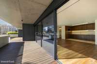 Apartamento T2 de Luxo com Terraço em Bessa Leite Porto