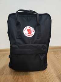 Plecak Fjallraven Kanken 
Model: uniwersalny
Rozmiar 16L l