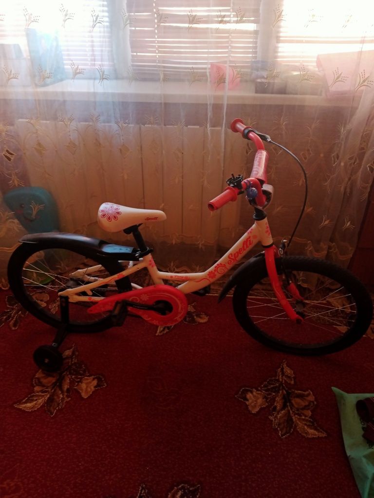 Продам дитячий велосипед ,для дівчинки