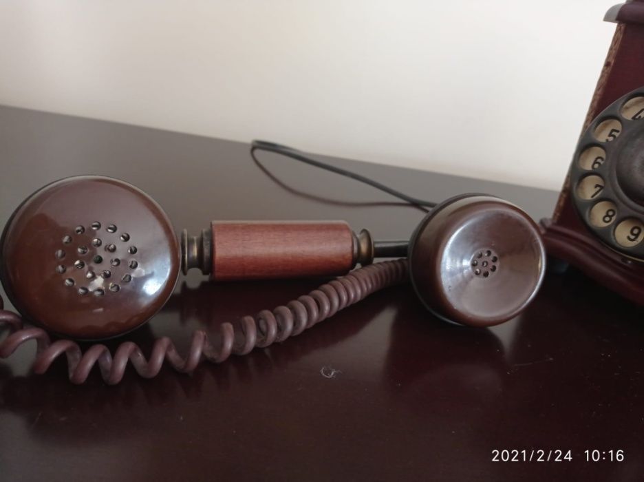 Telefone antigo Madeira