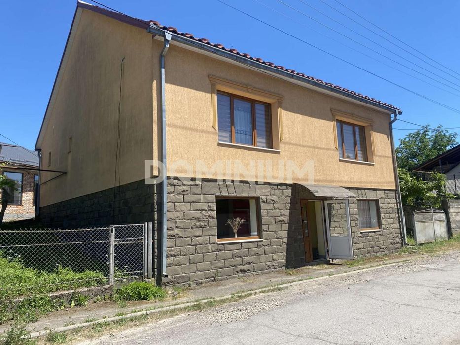 Продається будинок у смт. Вишково