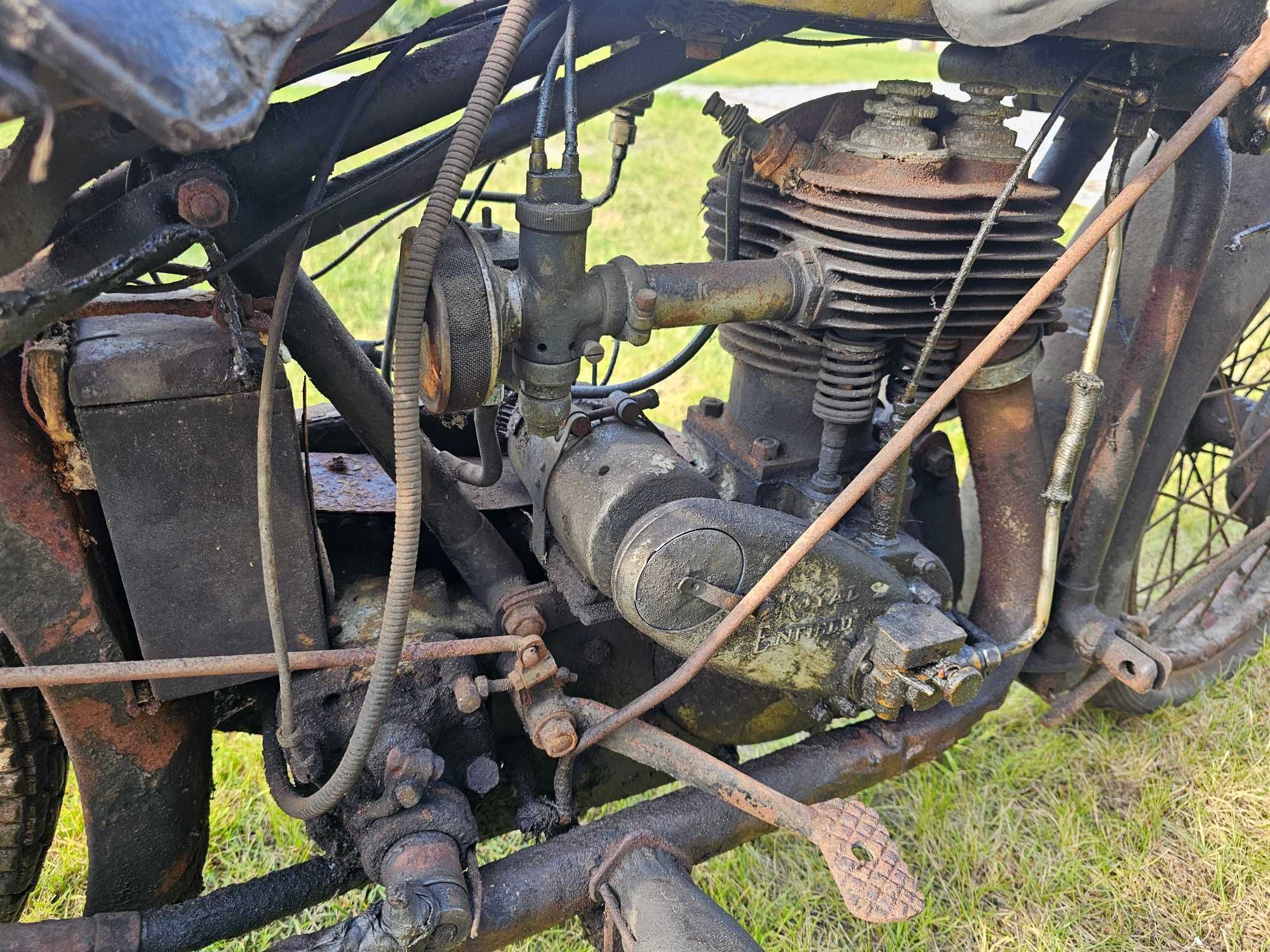 Motocykl Royal Enfield 1930 r  500cm Zabytek  z dokumentami