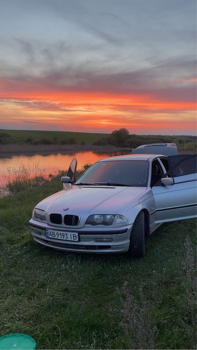 Продам BMW в хорошому стані.