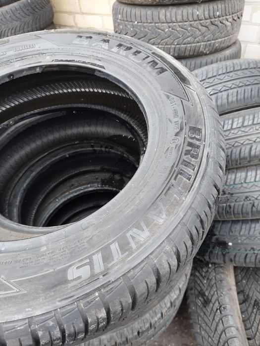 Барум Брилиантис 165/70/14. Лето. С запасок.