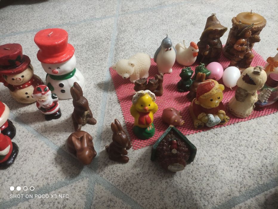 Świeczki w różnych motywach piękne.