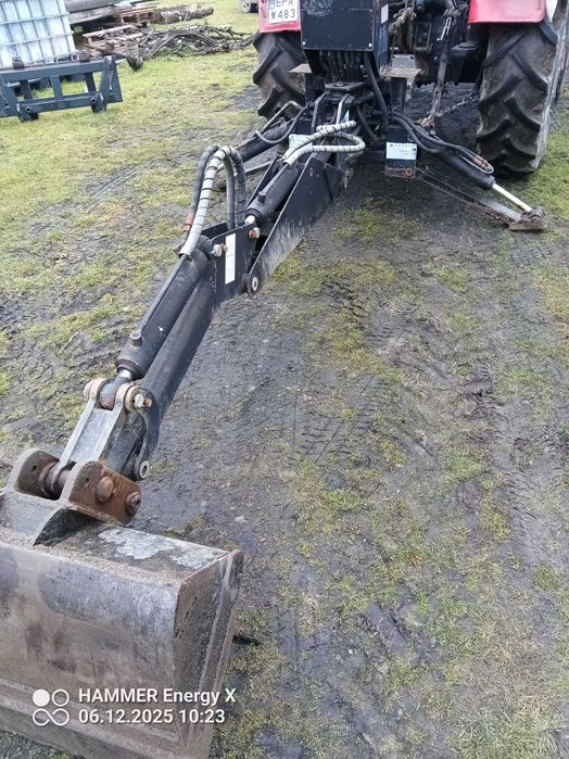 Koparka zawieszana do traktora