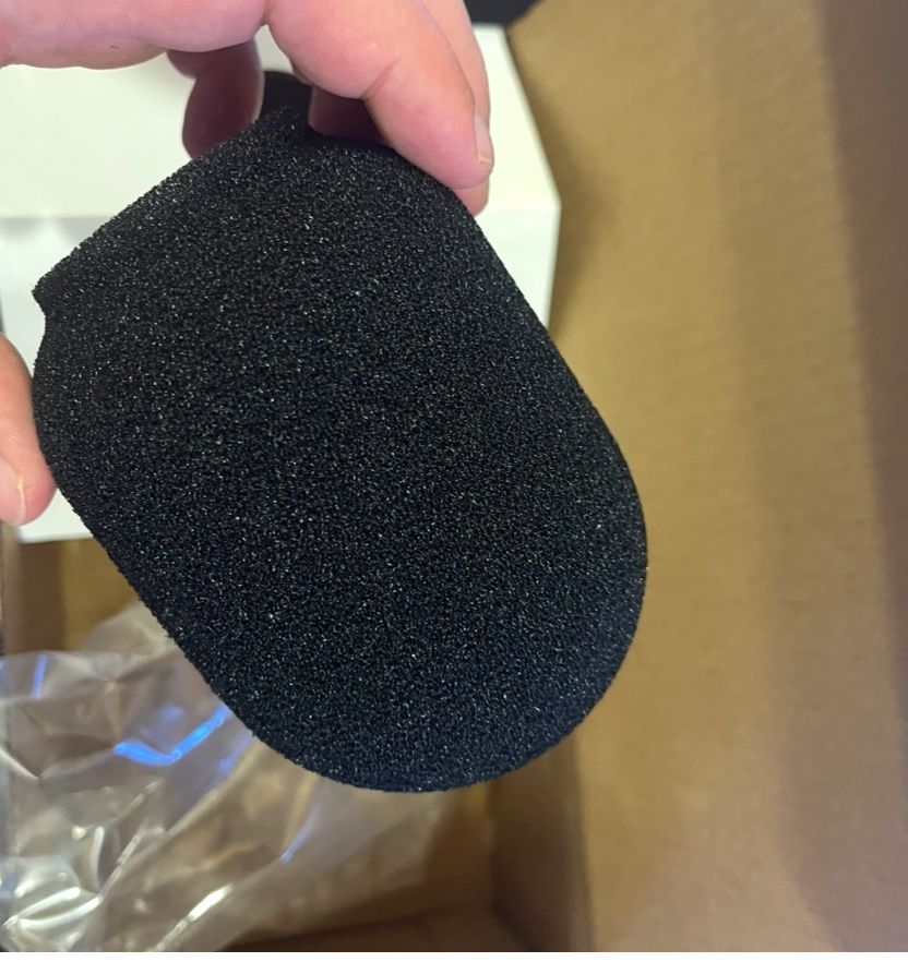 Продаю оригинальный микрофон shure sm7b
