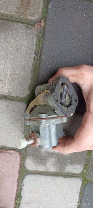 Бензонасос.    .