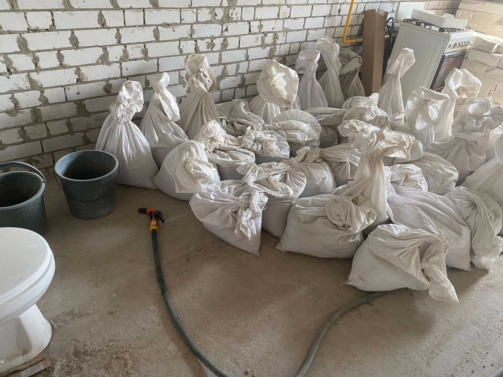 Продам 3 км кв (80,2 м2) ЖК Лазурный, Центр