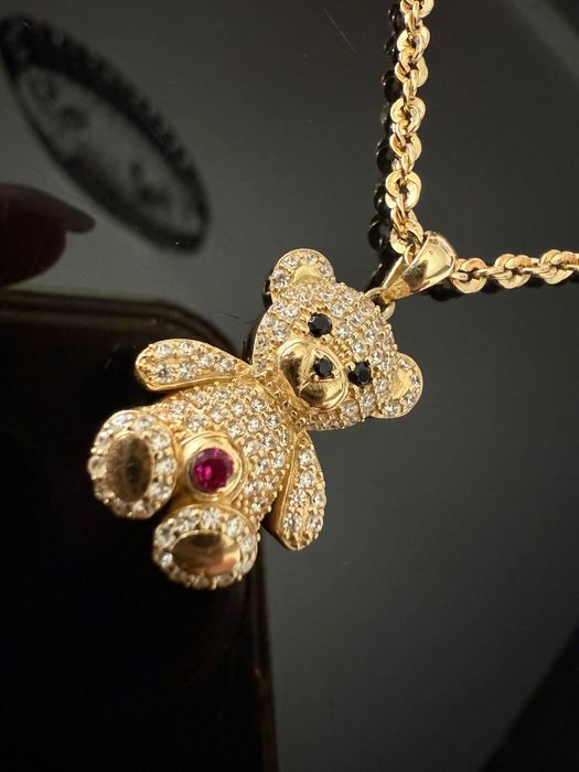 Zawieszka wisior miś złoty 585 piękny nowy 14 karat rubin