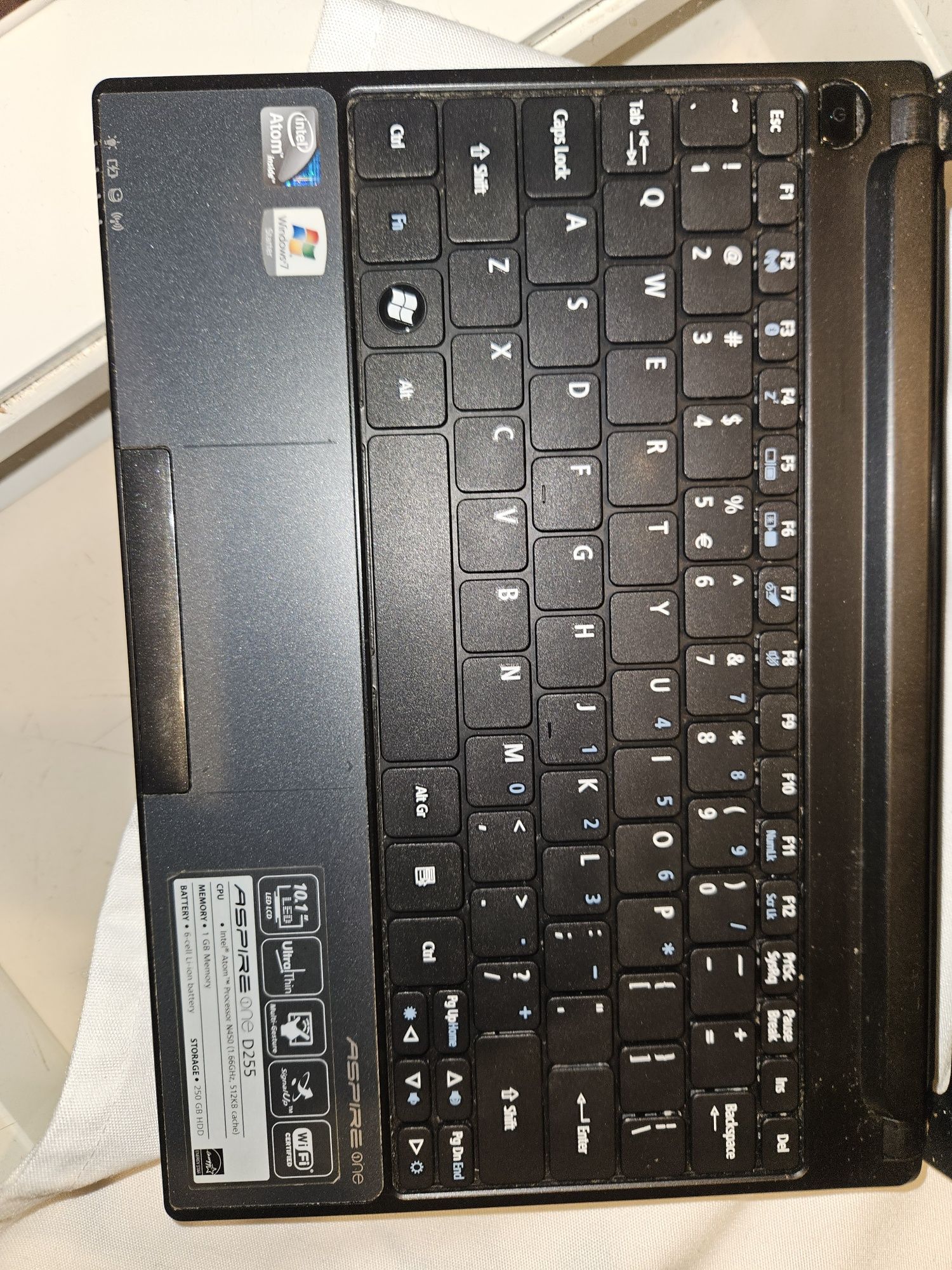Acer aspire one laptop