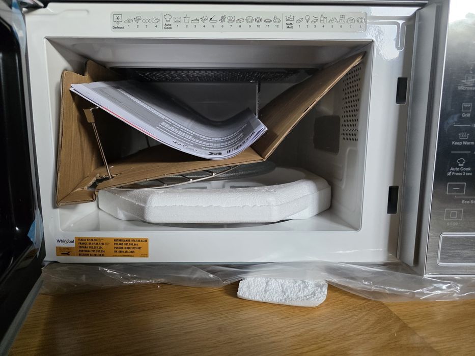 Kuchenka mikrofala Whirlpool MWP 203 M