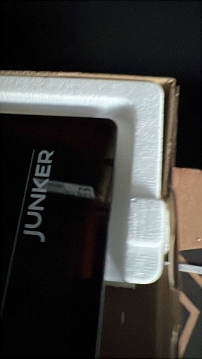 Варочна поверхня JUNKER