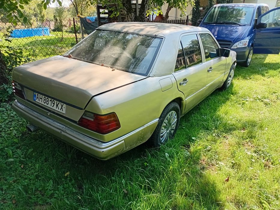Мерседес W  124 2.0 газ/бензин