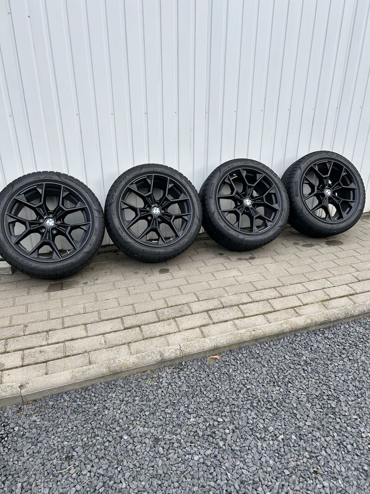Felgi BMW Performance opony zimowe 245/45/19