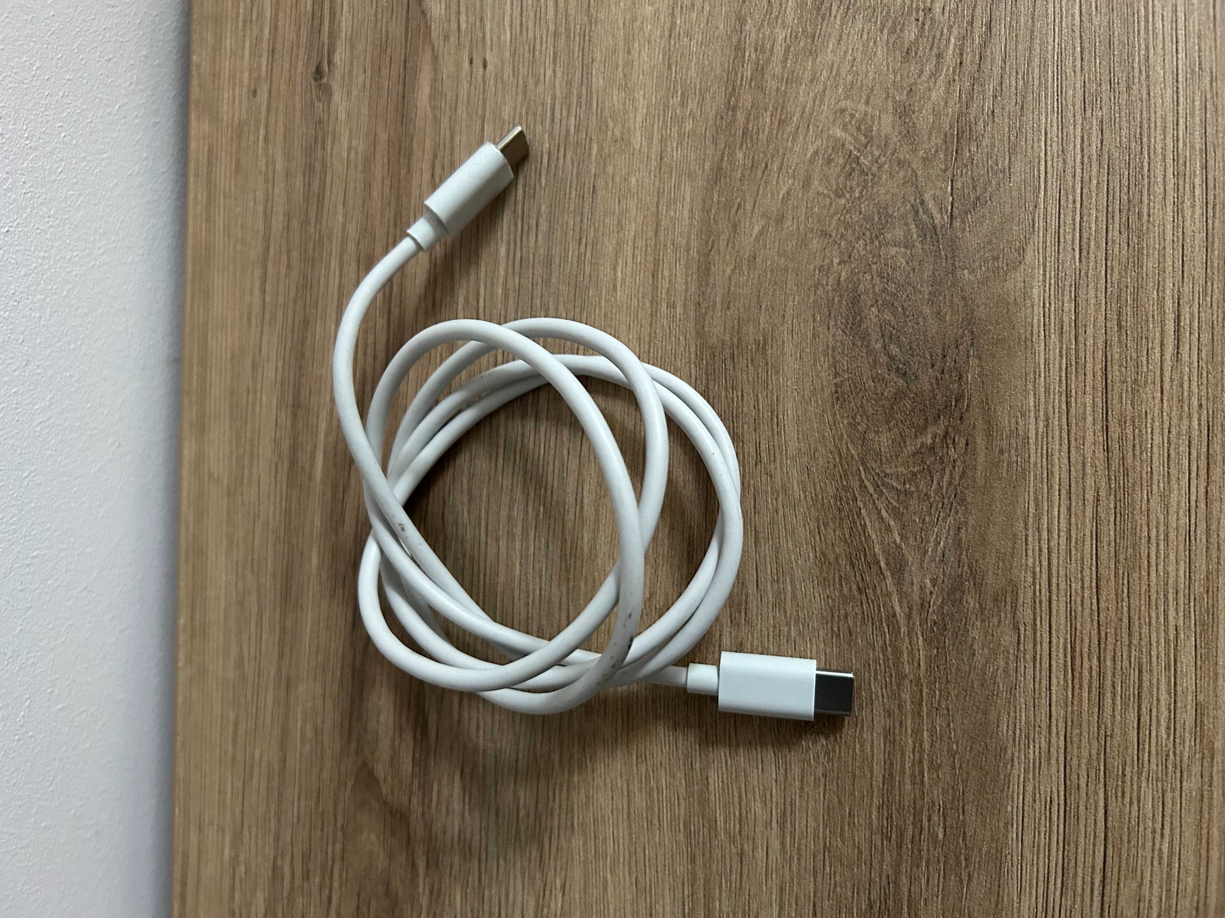 Zestaw kabli USB, USB-C, jack 3,5 mm – Wyprzedaż Garażowa