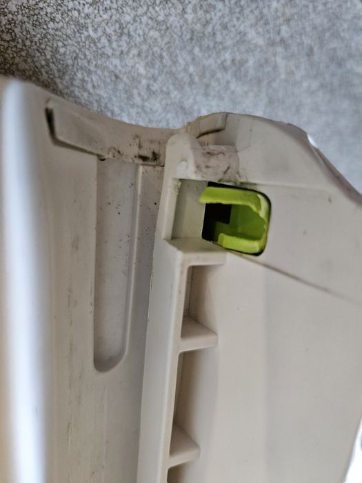 Krzeselko do karmienia, składane