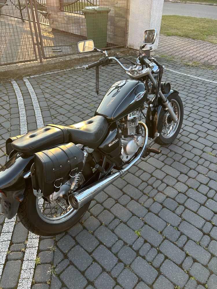 Suzuki marauder 125