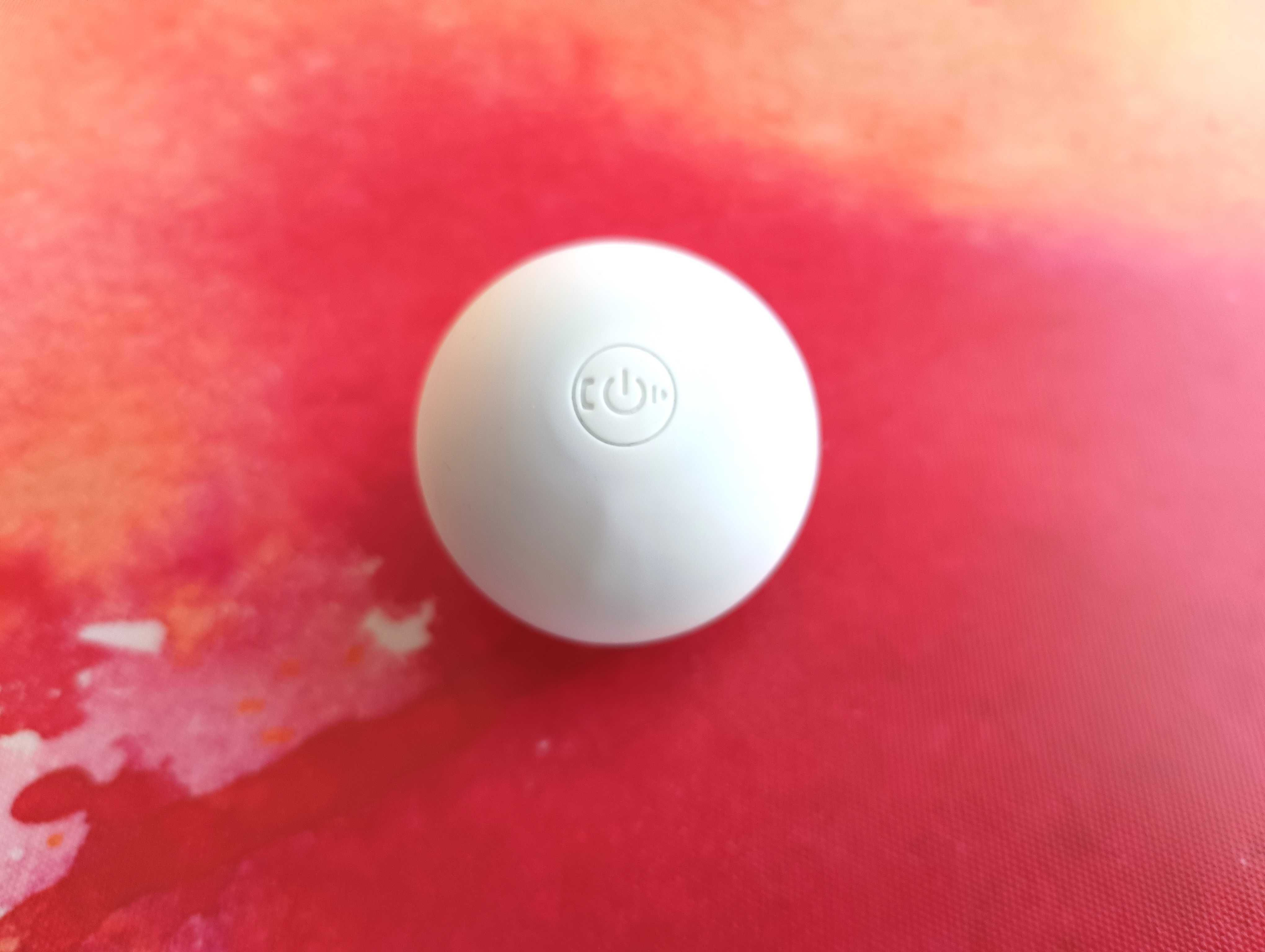 Głośnik Bluetooth 5.0 z przyssawką (4 x 4 x 4 cm)