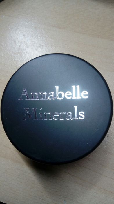 Puder matujący Annabelle Minerals