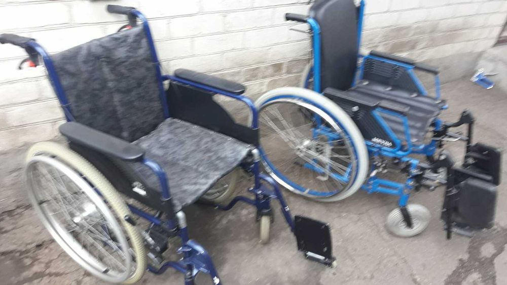 Продам инвалидную коляску, крісло колісне