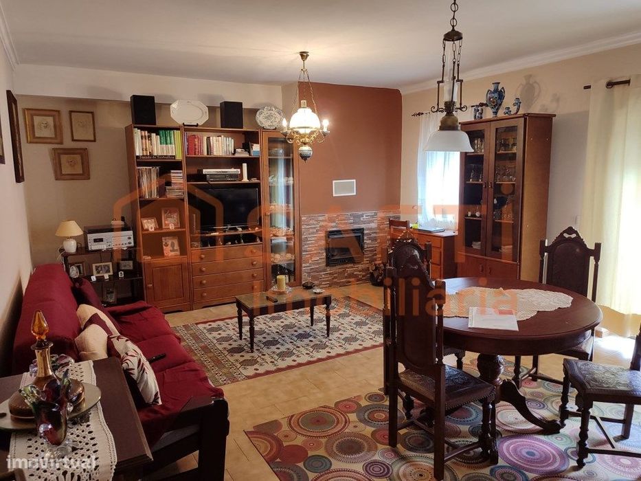 Apartamento T3 no centro de Valença