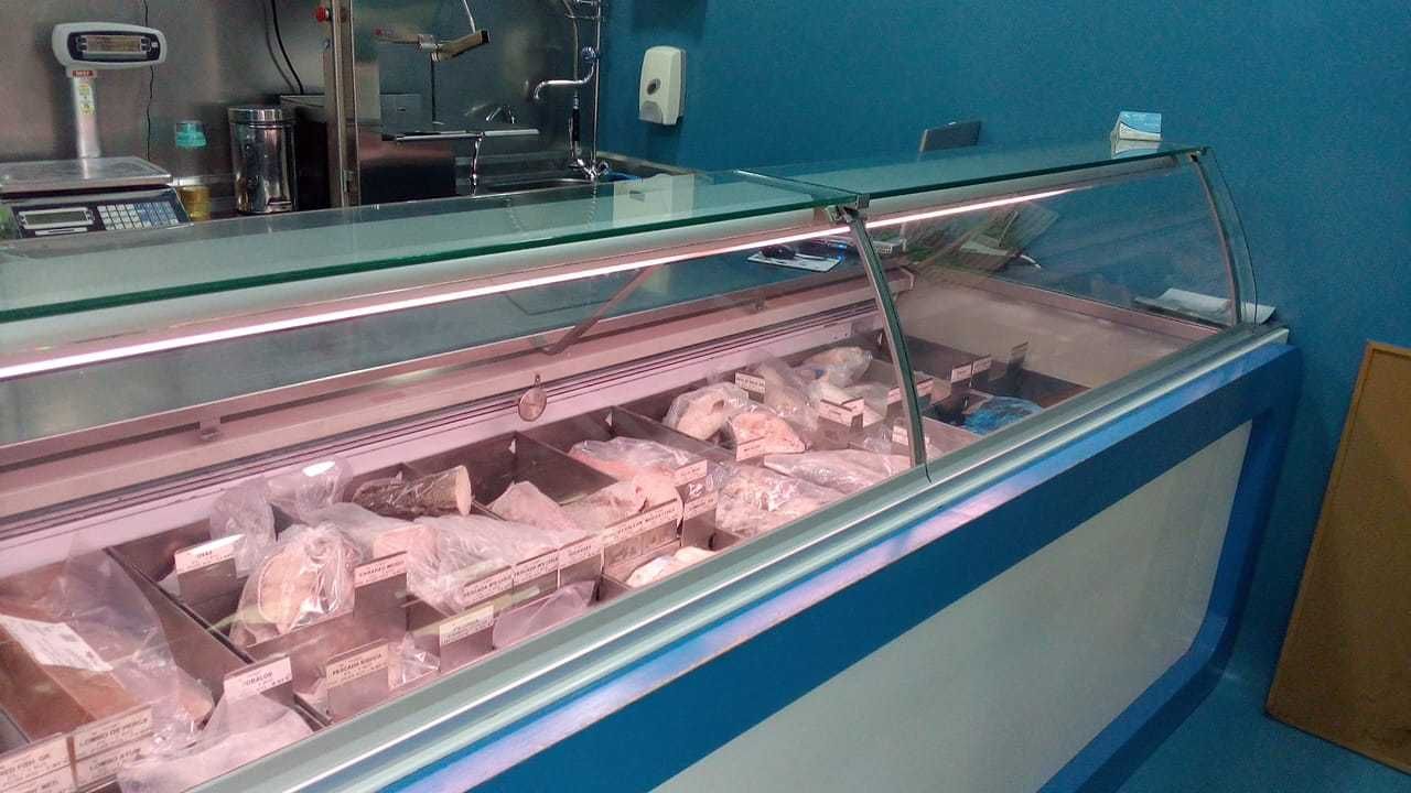 Ilha / Vitrine de congelados