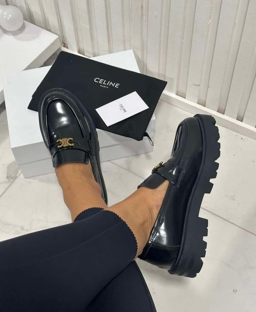 Buty Celine lakierkowane, od reki, pudelko