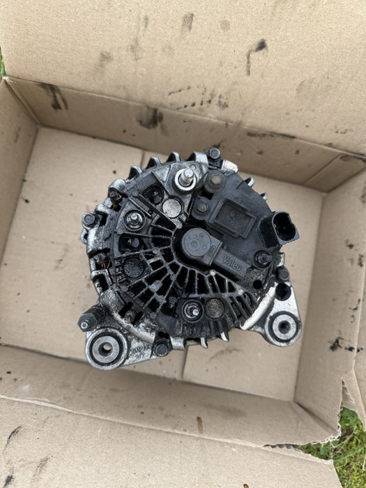 Генератор на VW T5 2.0 TDI/BiTDI