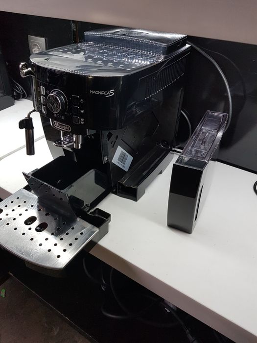 Кавомашина DeLonghi Magnifica S