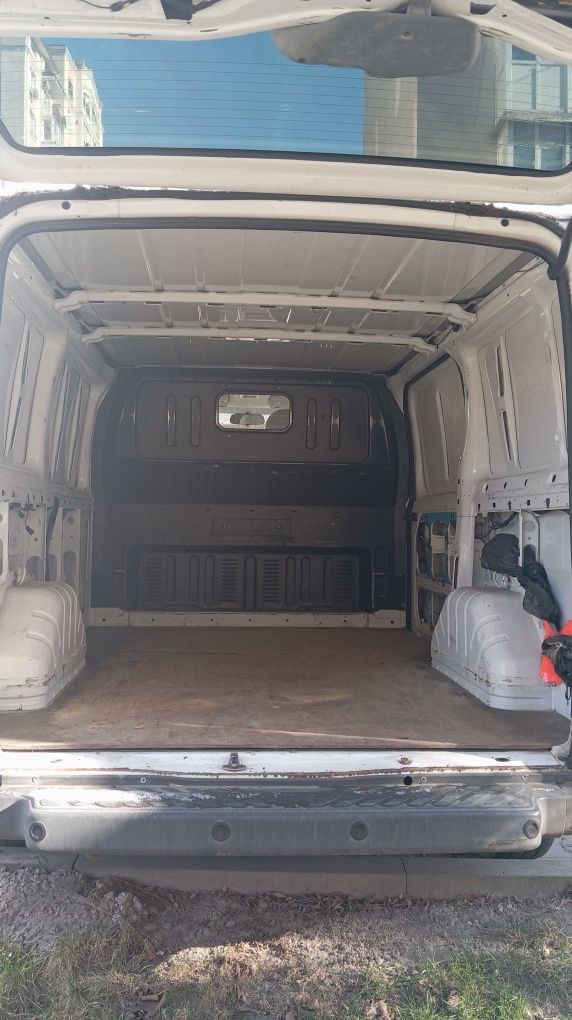Ford Transit 2009