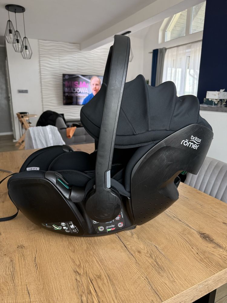 Britax Romer Baby-Safe Pro fotelik+baza obrotowa