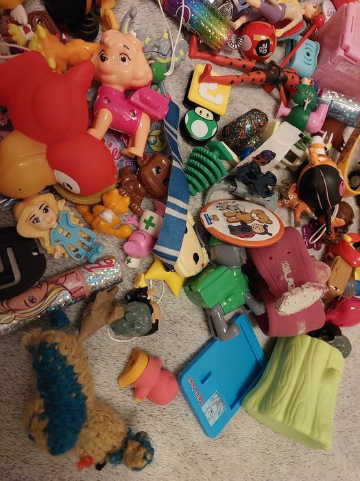 Paka drobnych zabaweczek