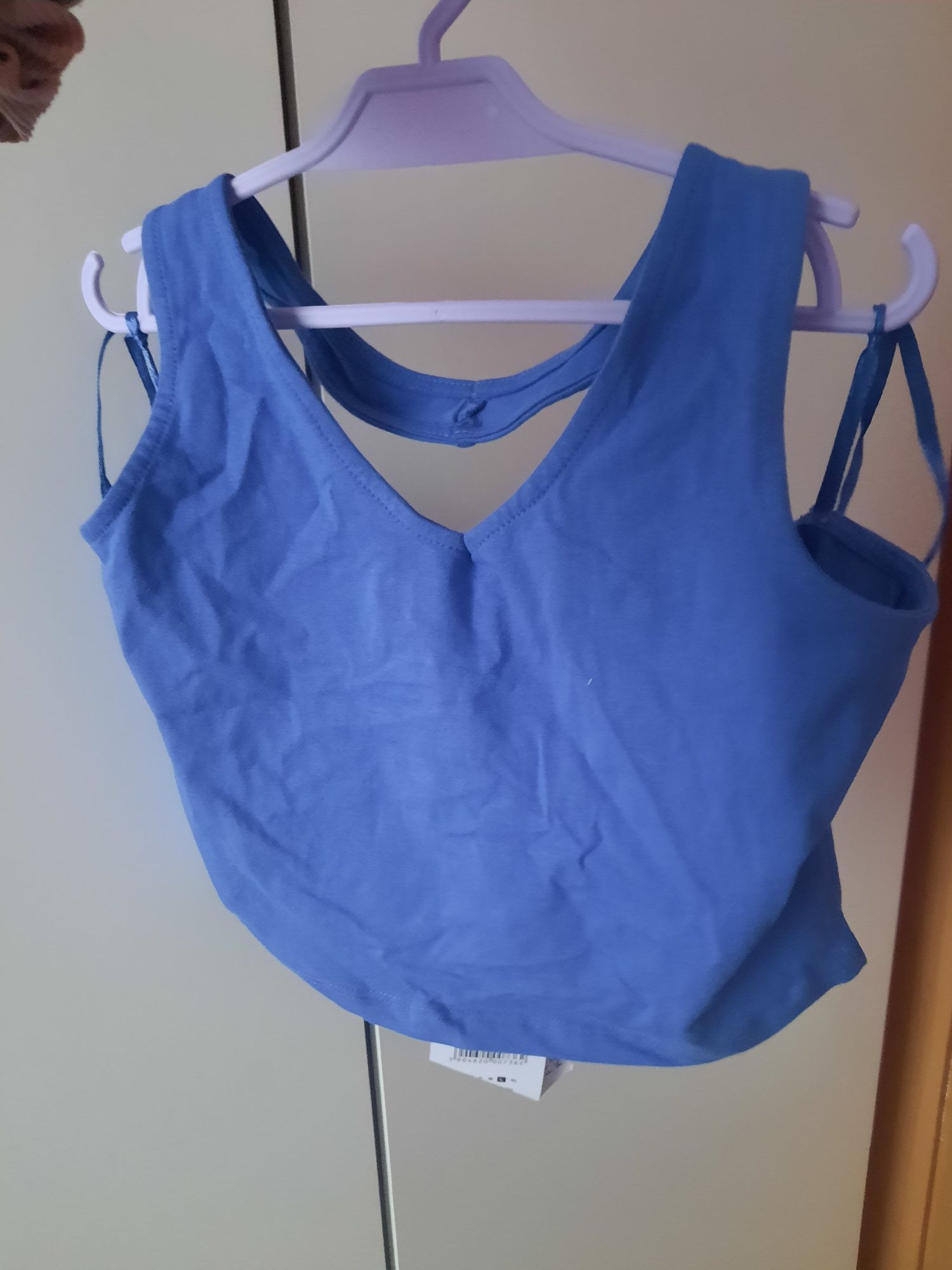 Nowy crop top Sinsay